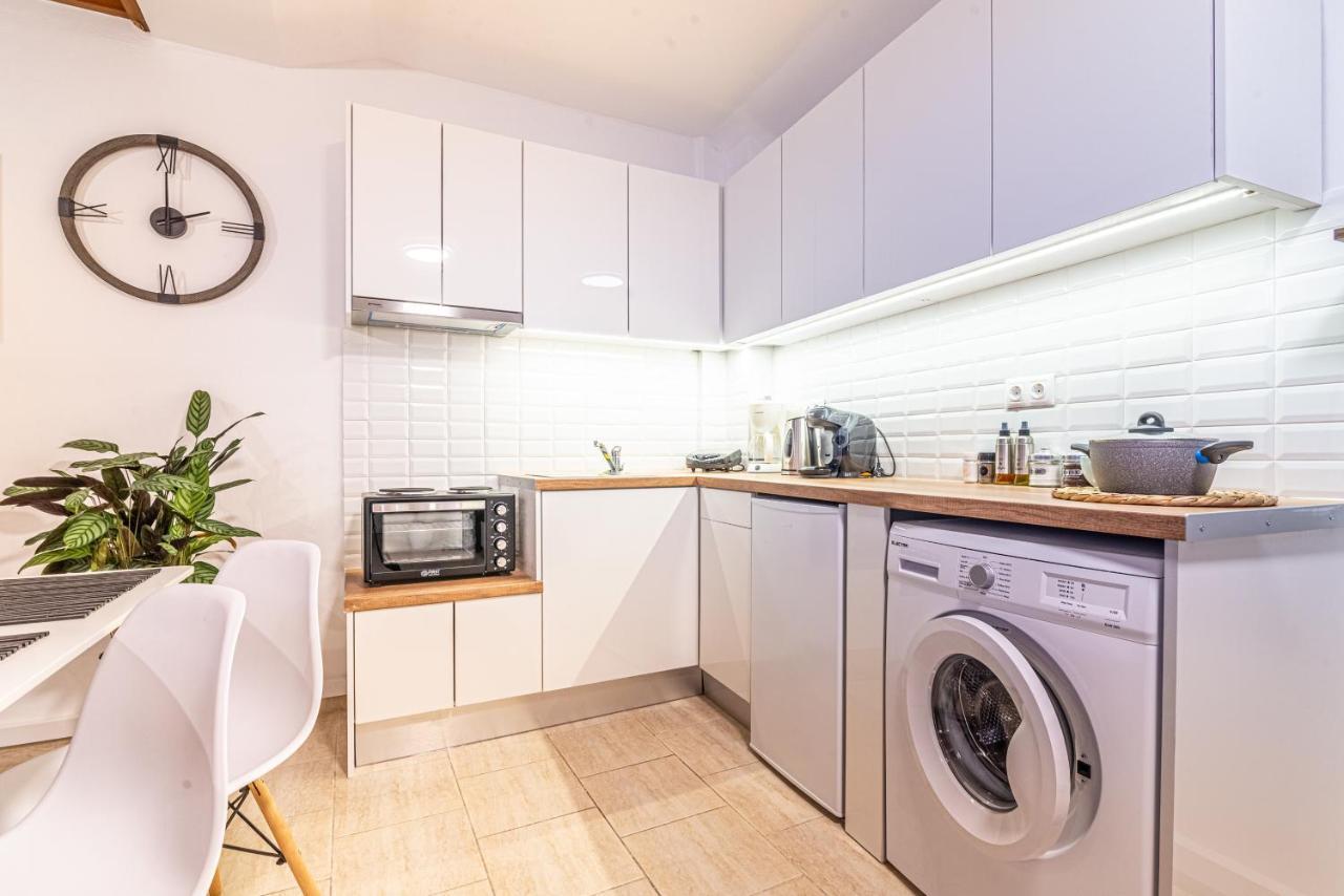 New Loft In The Heart Of City Center イラクリオン エクステリア 写真